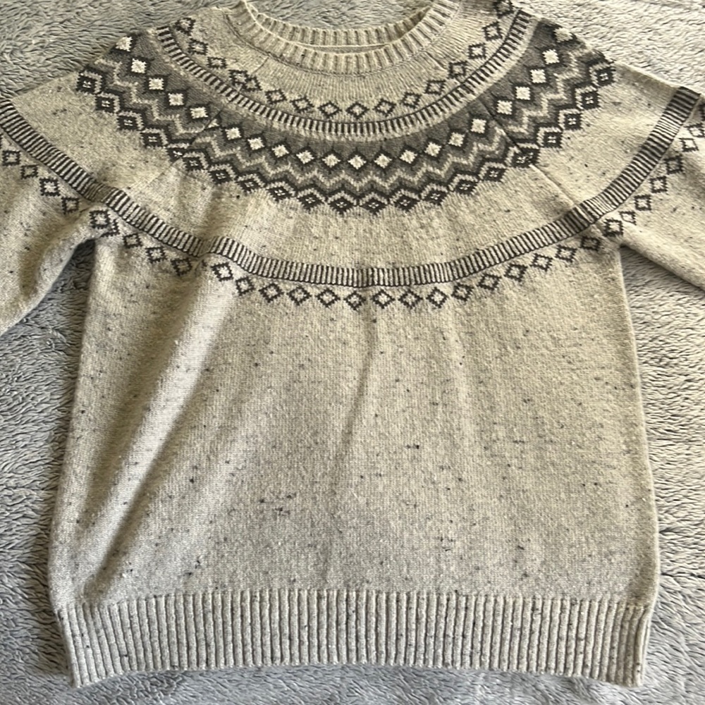 cute warm brand new sweater